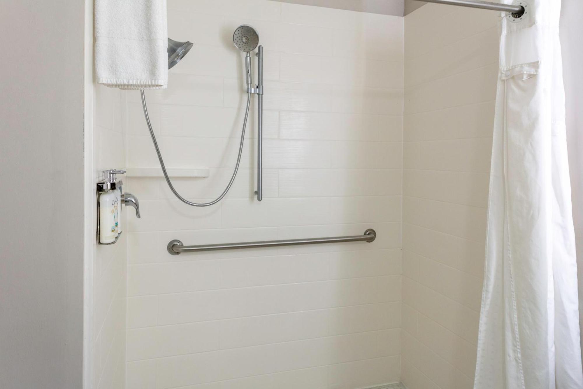 Holiday Inn Express Florence Northeast By Ihg Eksteriør bilde